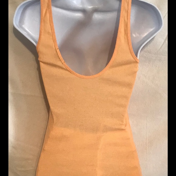 Tank Top  in2u Size Medium 100% Cotton - Picture 2 of 3